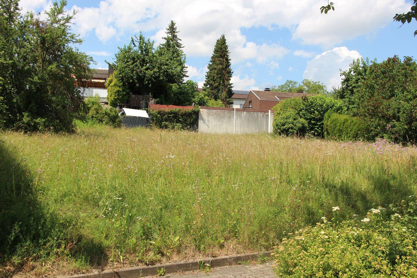 XXL Sonnenbauplatz im Wohngebiet “Rehbuckel”, 76228 Karlsruhe