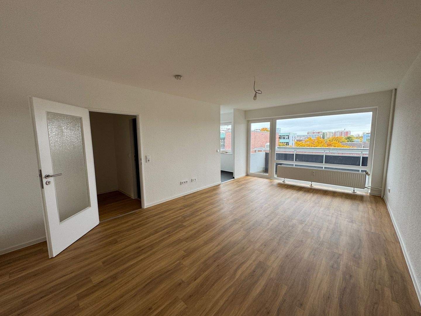 Schicke 1-Zimmer Citywohnung in zentraler Lage von PInneberg OHNE EINBAUKÜCHE !!!!!!!!!, 25421 Pinneberg
