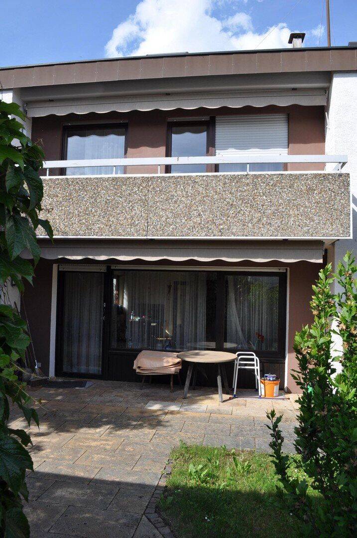 Familienfreundliches Reiheneckhaus in Top Lage in Ostfildern-Ruit, 73760 Ostfildern