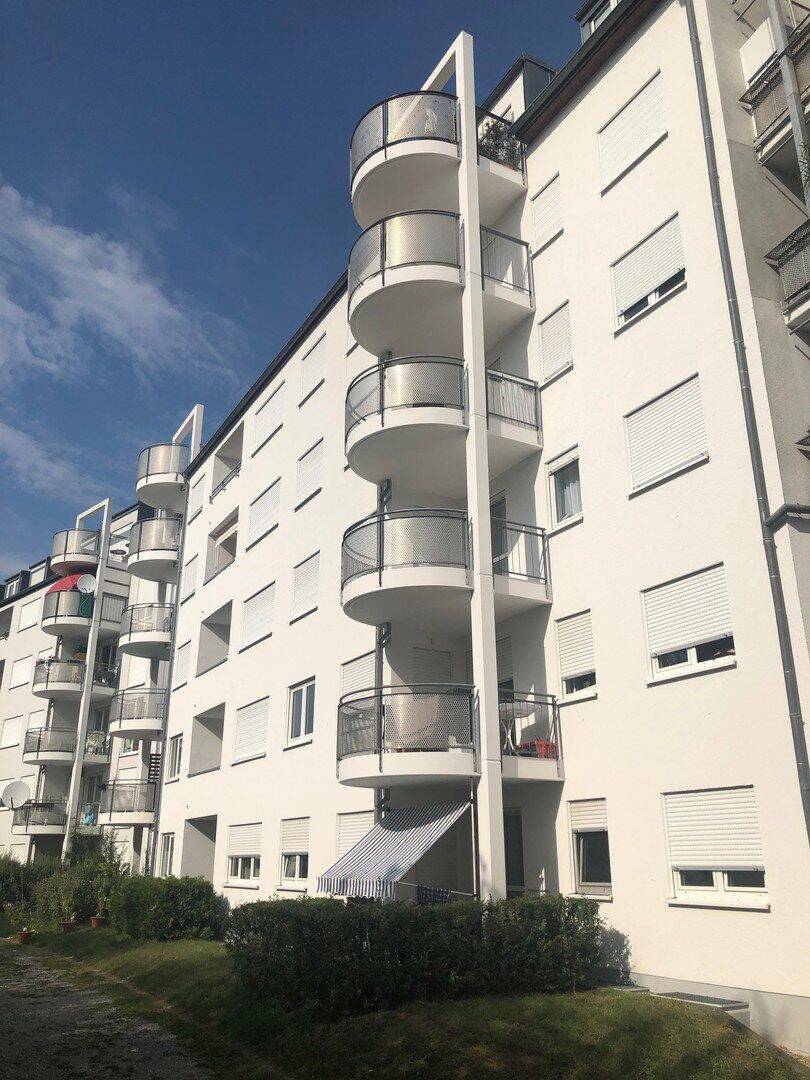 Tolle 3-Zimmer-Wohnung mit Aufzug+Balkon+Tiefgarage in Karlsruhe, 76139 Karlsruhe (Hagsfeld Rintheim Waldstadt)
