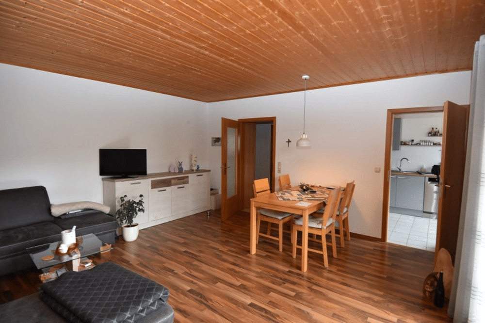 Souterrainwohnung über den Dächern Kirchzells, 63931 Kirchzell