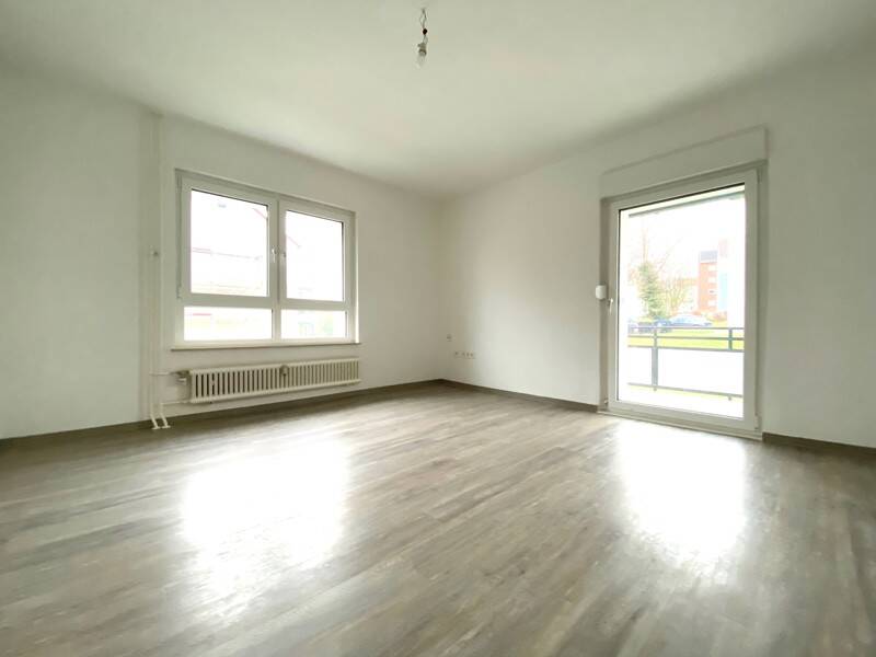 Bezugsfertige 4-Zimmer Wohnung in frisch modernisiertem Gebäude!, 44369 Dortmund