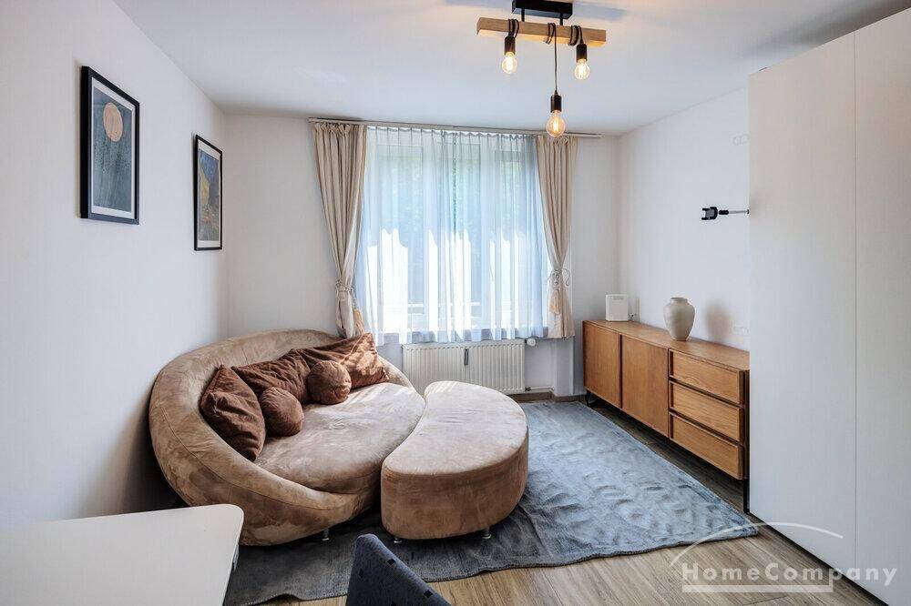 Ruhig gelegene 3-Zimmer-Wohnung mit Balkon, 80937 München (Milbertshofen-Am Hart)