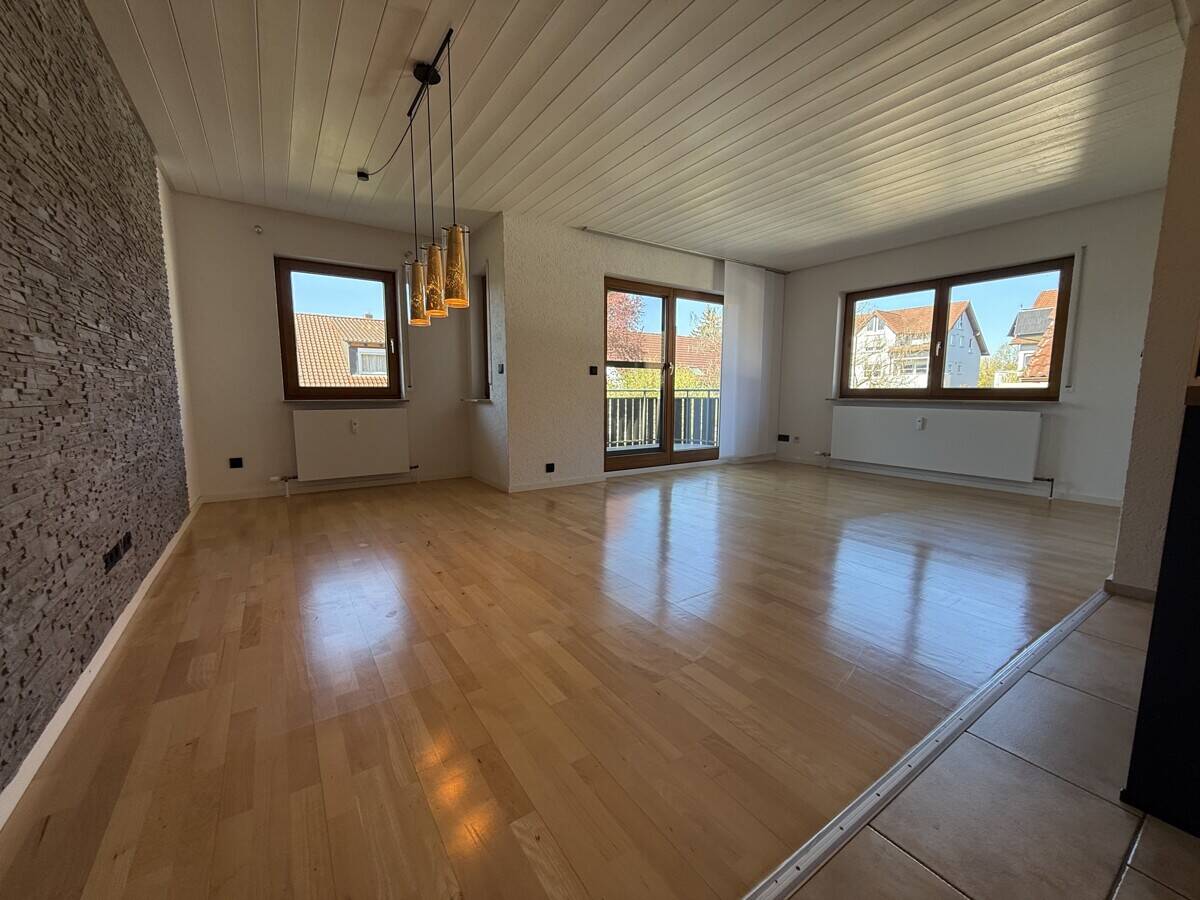 HELLE WOHNUNG MIT BALKON IN SEHR GUTER LAGE, 74177 Bad Friedrichshall