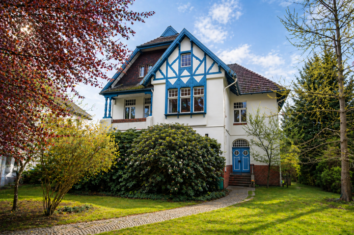 Einzigartige Villa mit viel Raum zum Wohnen und Leben, 23611 Bad Schwartau