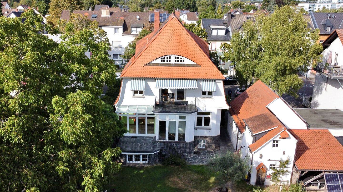 * Attraktives Investment – aktuell frei * Stadtvilla mit Altbau-Charme, modernem Komfort – Nordwest, 63452 Hanau