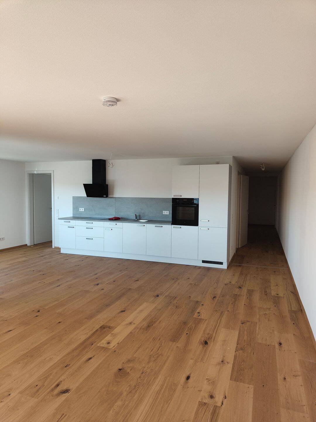 Hochwertige 4-Zimmerwohnung mit Kühlfunktion im 1.OG in Satteldorf, 74589 Satteldorf