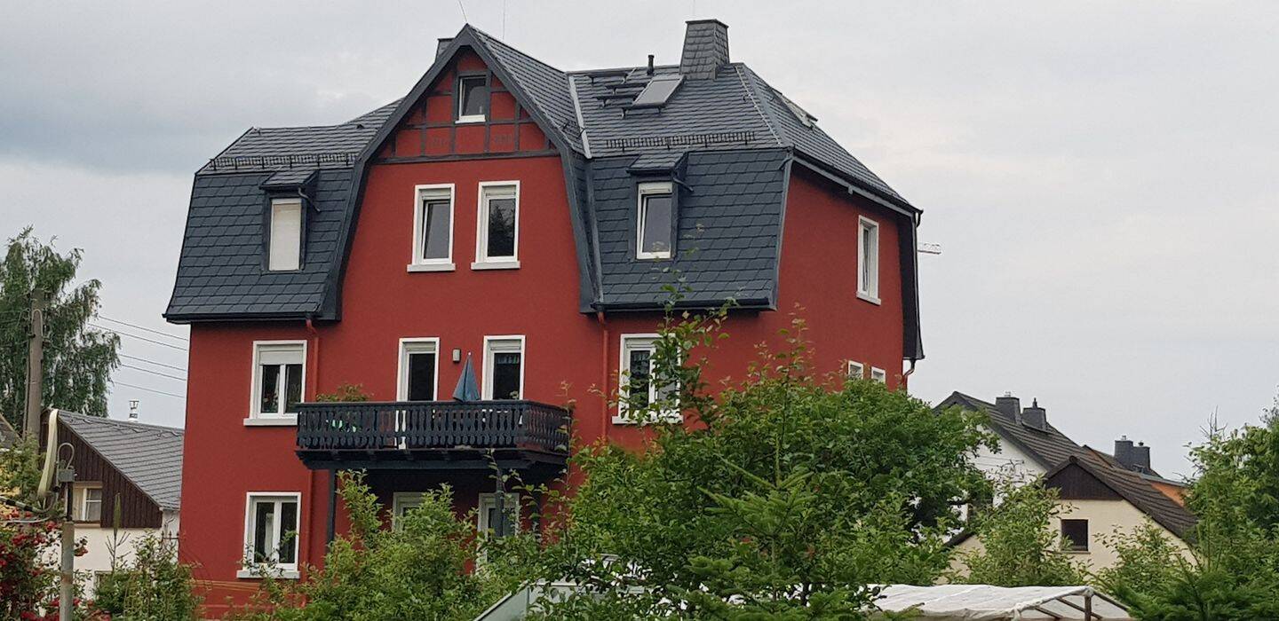 schöne 2 Raum Whg. in einem Niedrigenergiehaus mit Solar & Einbauküche, 9376 Oelsnitz/Erzgeb.