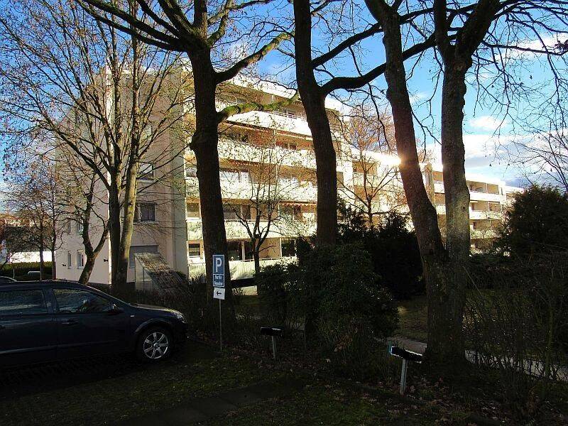 Große schicke 3- Zimmerwohnung mit Balkon und Einbauküche, 97464 Niederwerrn