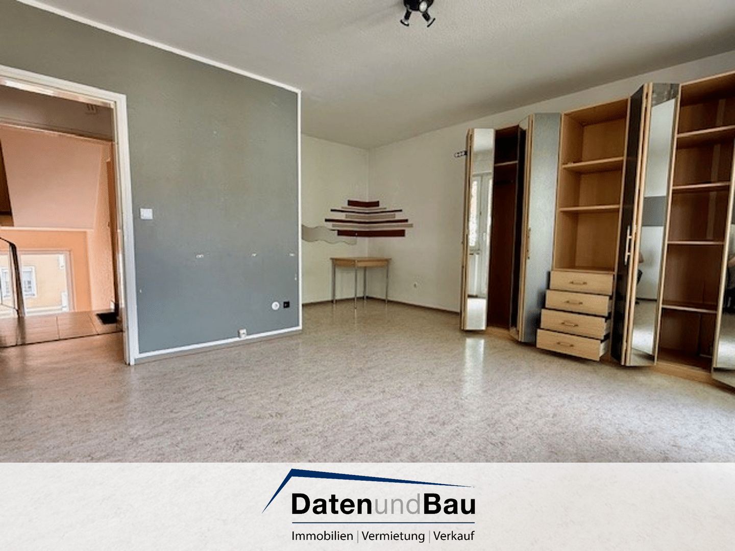 Provisionsfrei! Freie 1 Zi.- Whg. mit Balkon und Stellplatz in Gärten b. Wöhrd, 90489 Nürnberg (Gärten bei Wöhrd Rennweg Veilhof Wöhrd)