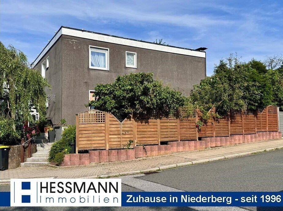 Zweifamilien-Reihenendhaus in ruhiger Wohnlage von Velbert, 42549 Velbert
