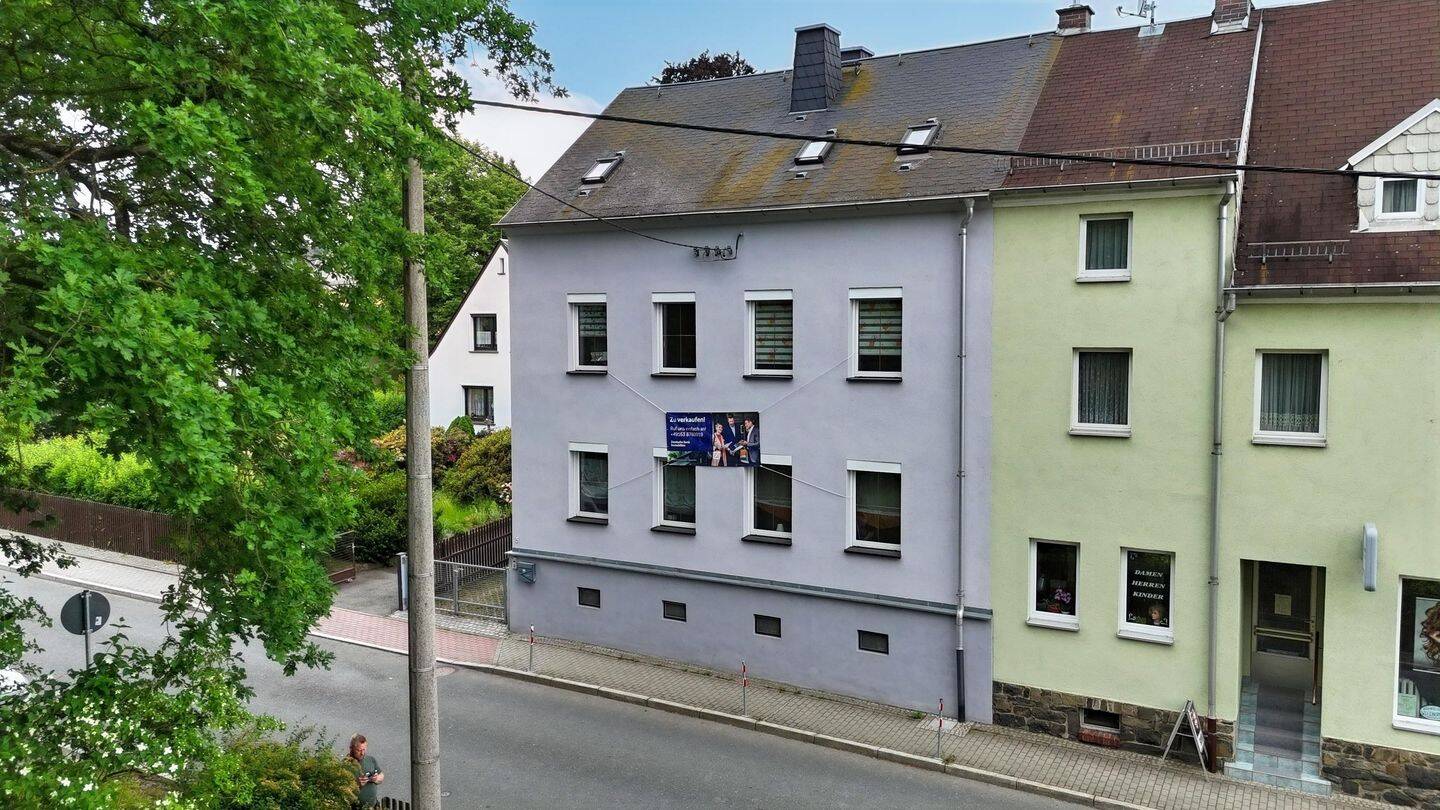 Wo Familie wächst – ländliche Doppelhaushälfte mit vielseitiger Einliegerwohnung in Mehltheuer, 8539 Rosenbach/Vogtl.