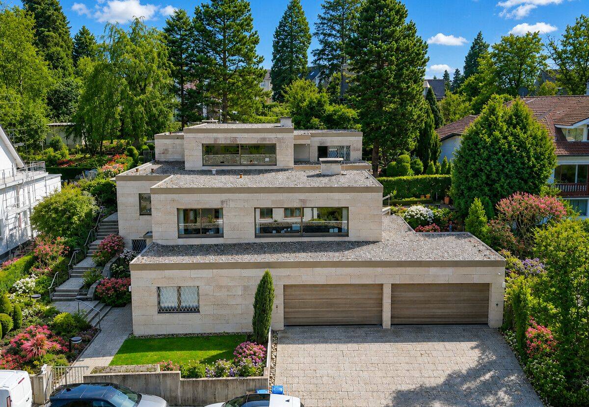 LUXURIÖSES  HAUS-IN-HAUS ANWESEN MIT INDOOR-POOL IN TOPLAGE VOM KÖNIGSTEINER  JOHANNISWALD, 61462 Königstein im Taunus