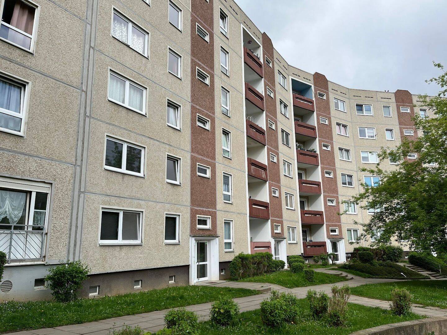 Attraktive Wohnung am Buchenberg in Erfurt – ideal für Paare oder kleine Familien, 99097 Erfurt (Egstedt am Steiger Melchendorf Waltersleben Wiesenhügel)