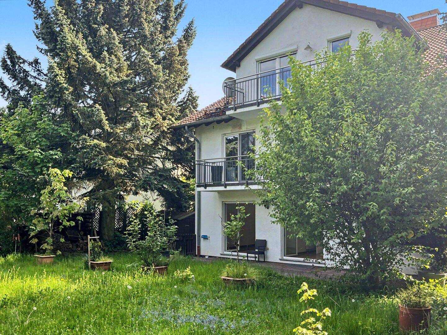 Erdgeschosswohnung mit großem Garten, Terrasse und Garage in ruhiger Lage von Steinbach, 61449 Steinbach (Taunus)