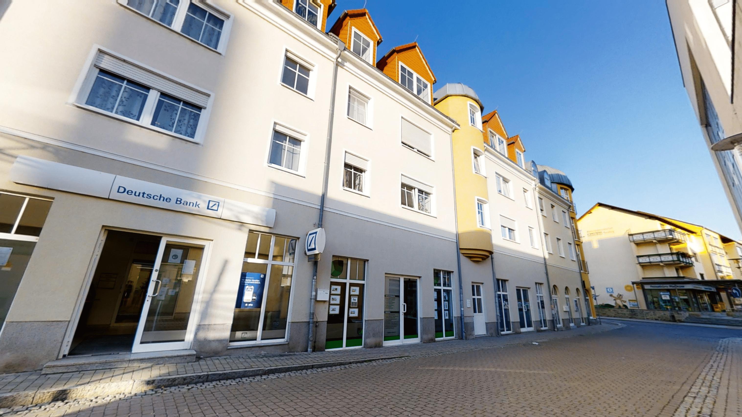 Modernisierte Maisonettewohnung mit Balkon, 6217 Merseburg