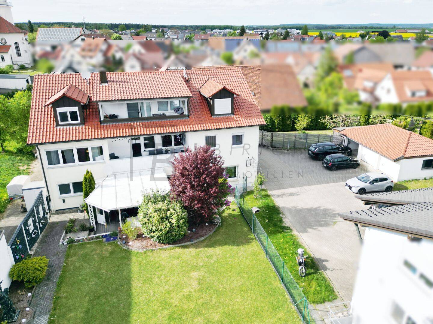 Mehrfamilienhaus mit Seltenheitswert – 448 m² Wohnfläche, 1.230 m² Grundstück und vielseitige Nutzungsmöglichkeiten, 89160 Dornstadt (Himmelweiler)