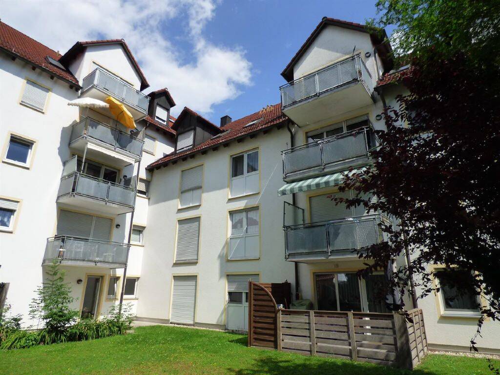 Einziehen in eine schöne Wohnung in guter Lage!, 84028 Landshut (Altstadt Peter und Paul)