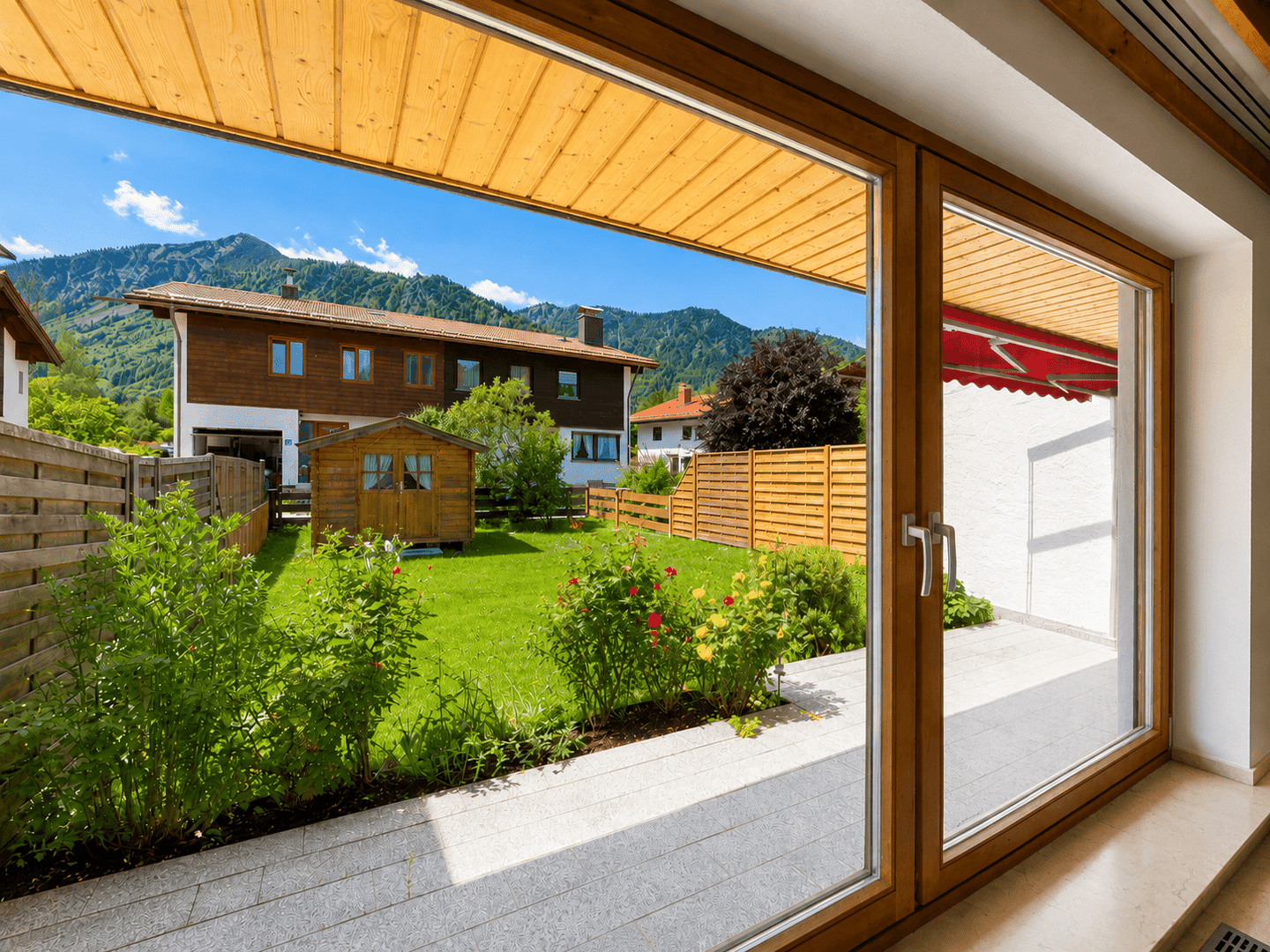 Viel Platz zum Leben: Reihenmittelhaus mit 4 Schlafzimmern und eigenem Grundstück, 83727 Schliersee