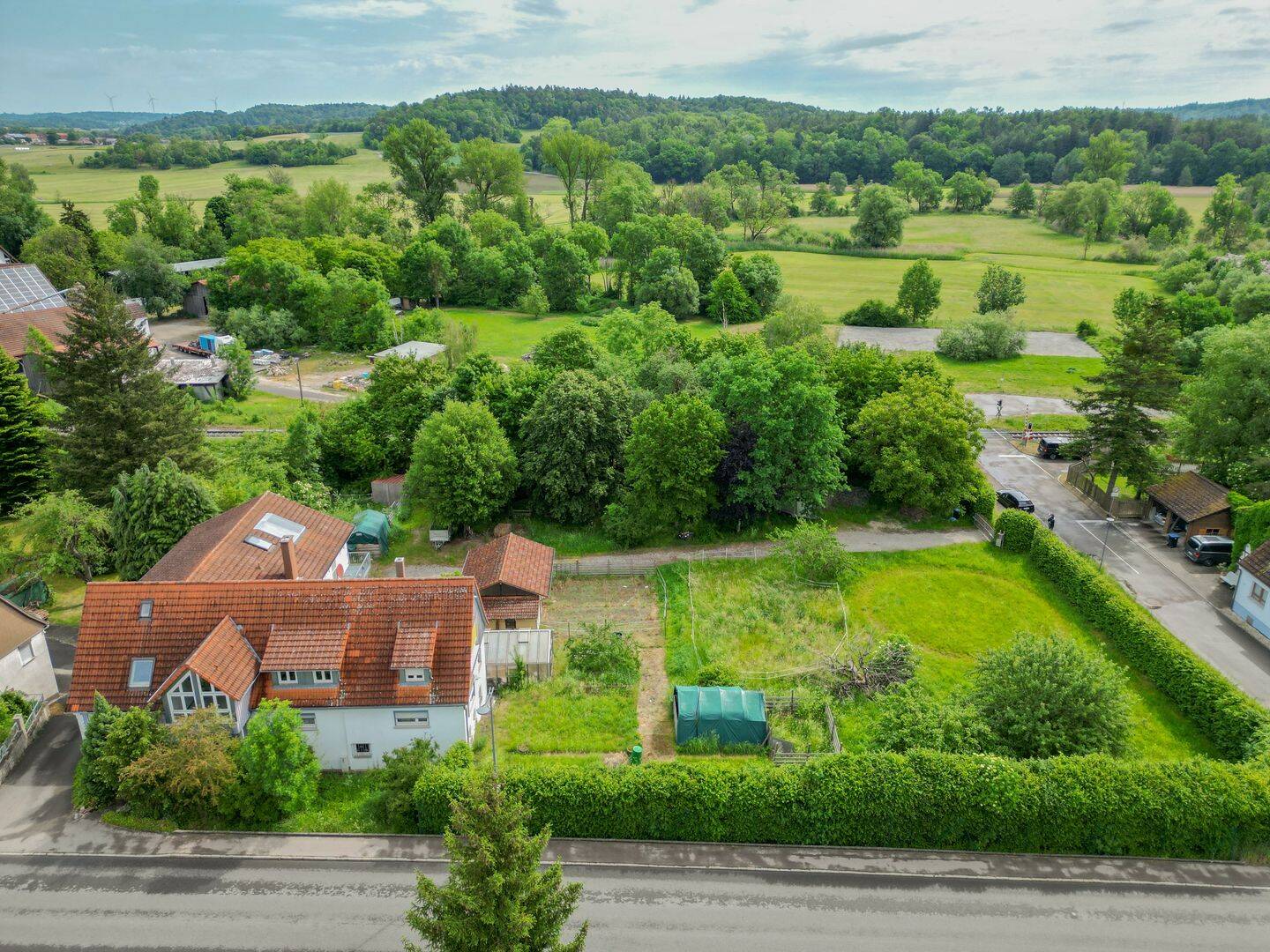 Ca. 3.300 m2 Grundstück zur freien Entfaltung! Hier haben Sie Platz für Pferde, Gewerbe, …, 74586 Frankenhardt