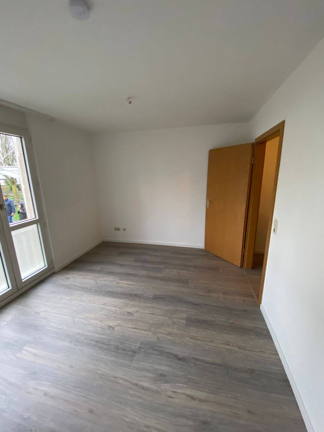 Geräumige und zentral gelegene 1 Zi. Wohnung in FR-Stühlinger !, 79115 Freiburg im Breisgau