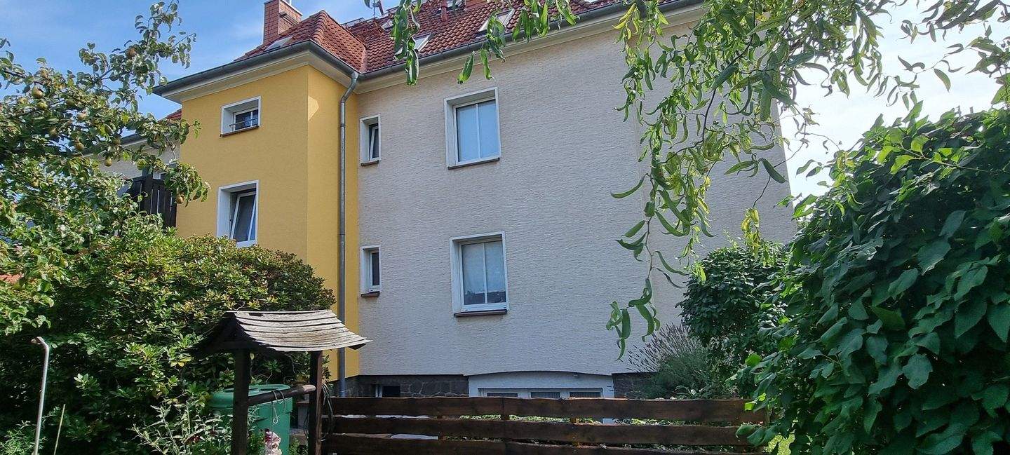 130 m² Eigennutzung + 3 Mietwohnungen, 1156 Dresden