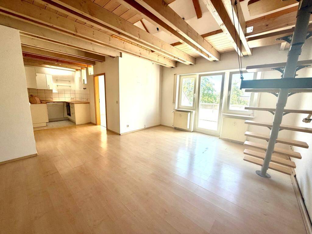 Charmante 3-Zimmer-Galeriewohnung mit Balkon, Einbauküche & Stellplatz Wohnen mit besonderem Flair!, 78315 Radolfzell am Bodensee