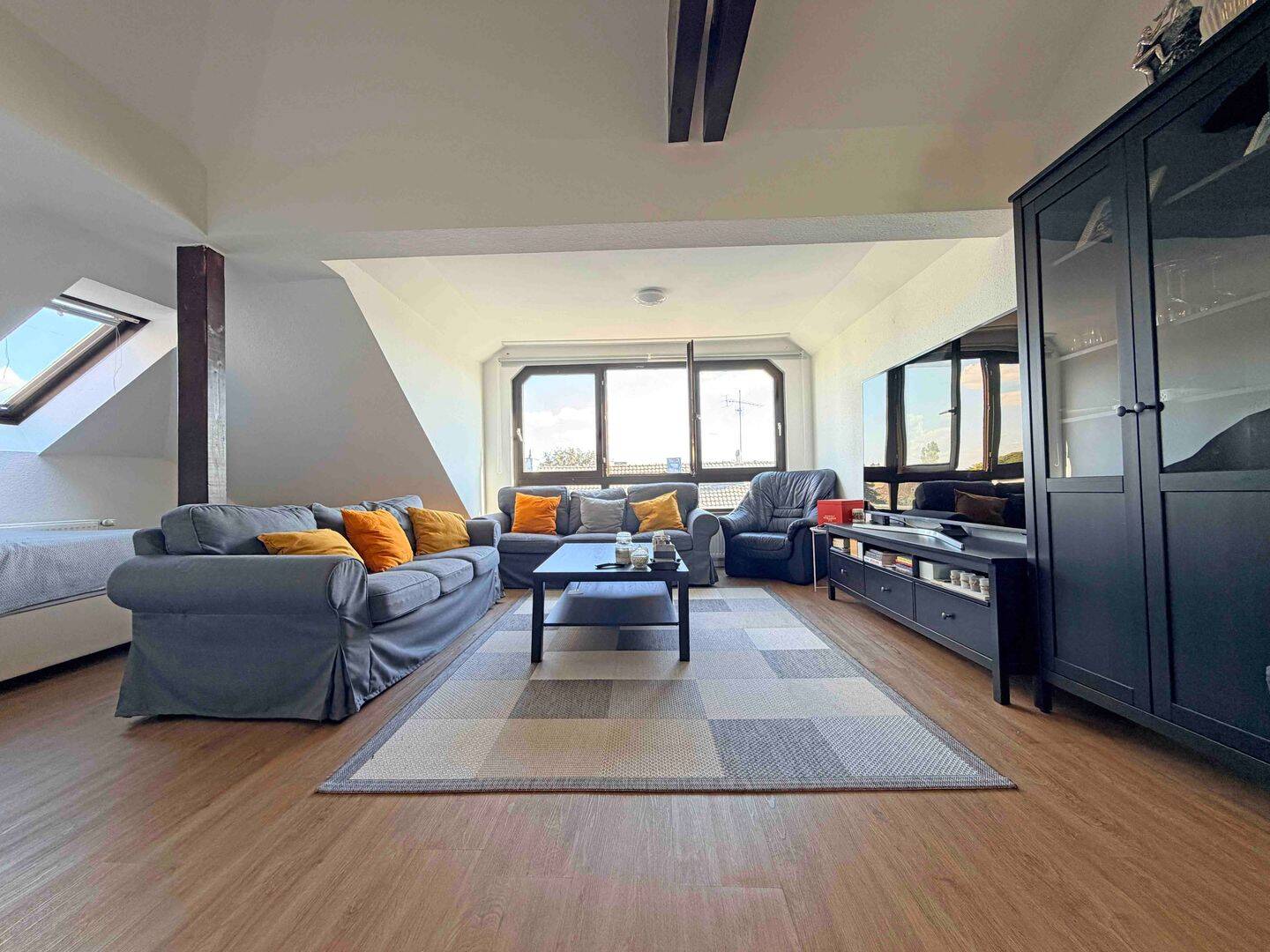 Düren Zentrum: Möblierte 2 Zimmer-Wohnung, 52351 Düren