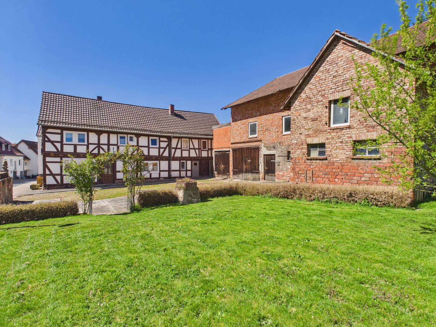 Historisches Fachwerkanwesen mit Scheune, Nebengebäuden und großzügigem Grundstück in Philippsthal, 36269 Philippsthal (Werra)