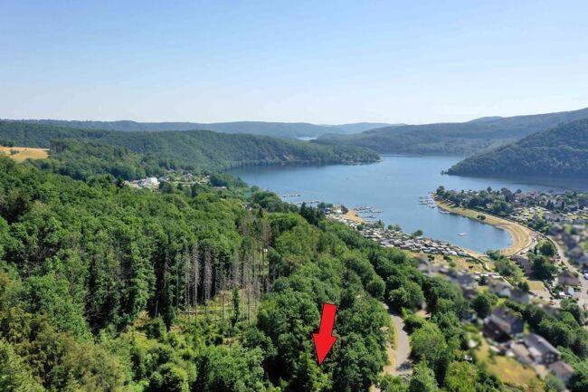 2 sonnige Baugrundstücke (insgesamt 2070 m²) in exponierter Südhang-Waldrandlage direkt am Rursee, 52152 Simmerath