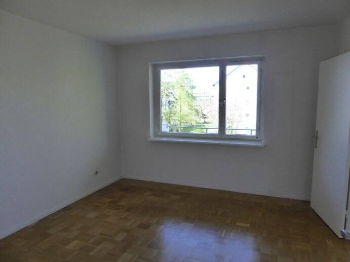 *** BARMBEK/OHLSDORF * WG ZIMMER IN NEU SANIERTER 3 ZIMMER WOHNUNG FREI ! * 10 MIN ZUM FLUGHAFEN * 5 MIN ZUM STADTPARK * 5 MIN ZUR S BAHN RÜBENKAMP**, 22309 Hamburg (Hamburg-Nord Barmbek-Nord Bramfeld Ohlsdorf Steilshoop)