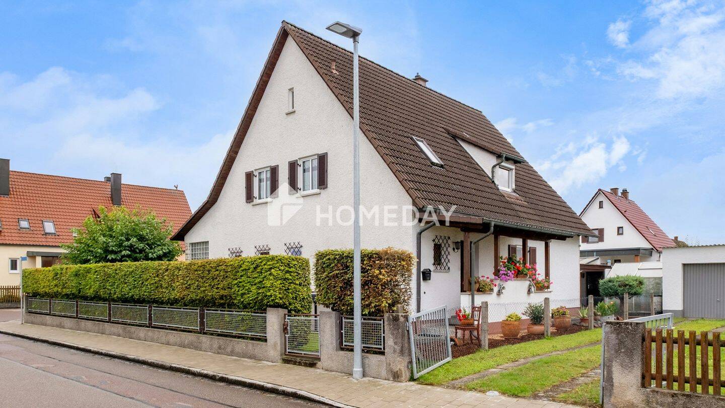 Zweifamilienhaus mit großem Garten, Garage und vielseitigem Potenzial, 89407 Dillingen a.d. Donau