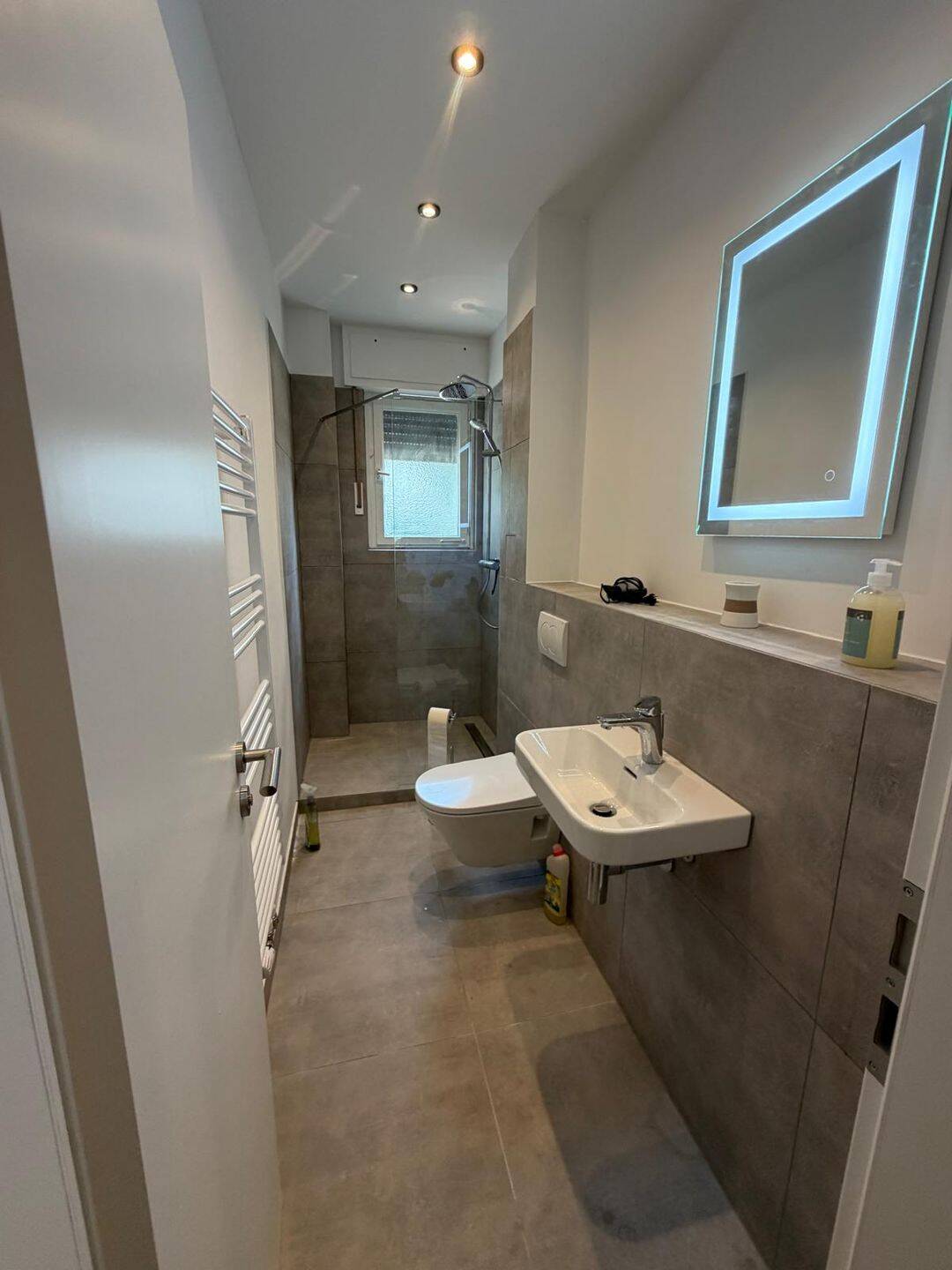Single Apartment komplett möbliert, 13437 Berlin (Reinickendorf Kolonie Müller Kolonie Roedernallee Wittenau)