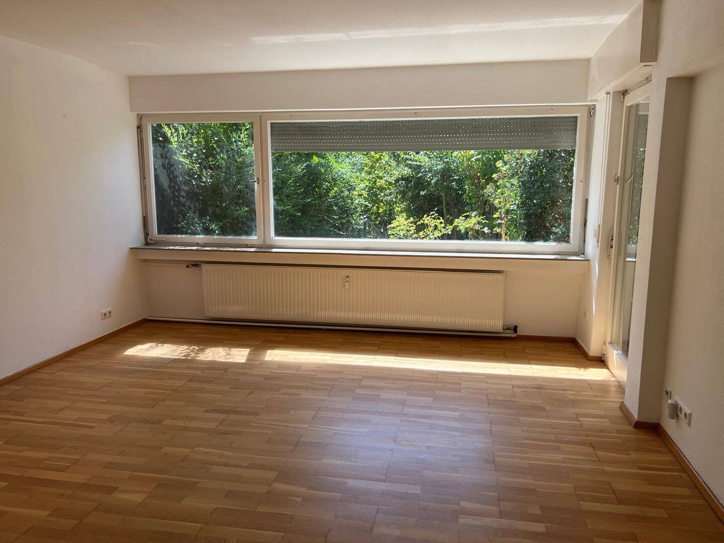 3-Zimmer-Wohnung mit EBK in sehr guter Lage mit idyllischem Stadtgarten, 71032 Böblingen