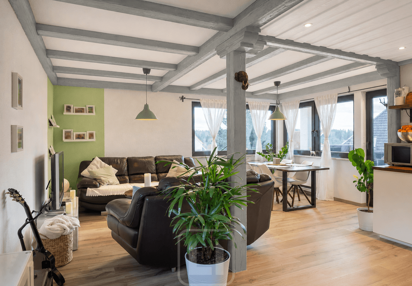 Wohlfühlwohnung mit besonderem Charme in ruhiger Lage | 2 Balkone, 75378 Bad Liebenzell