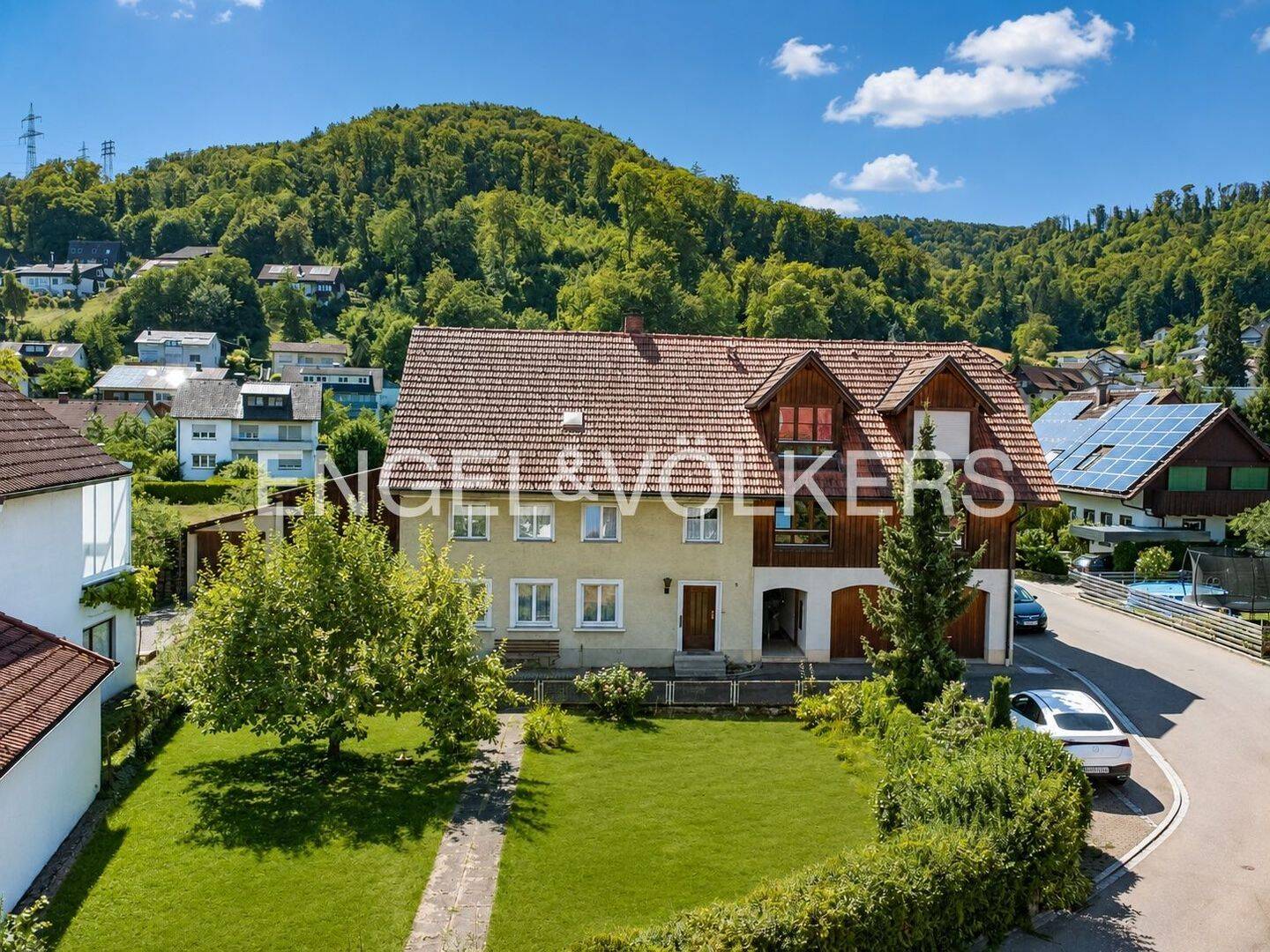 Vermietetes Mehrfamilienhaus mit attraktivem Ausbaupotenzial – Investieren mit Perspektive, 79761 Waldshut-Tiengen
