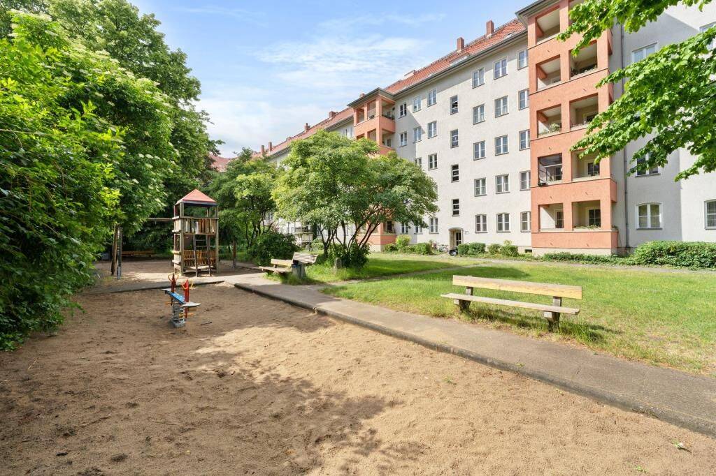 AKTION! Vermietete Wohnung attraktive Rendite auf Erbpachtgrund, 12157 Berlin (Tempelhof-Schöneberg Friedenau Kolonie Grüne Aue Schöneberg Steglitz)