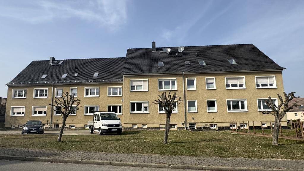 Anleger aufgepasst! – 5 modernisierte Eigentumswohnungen mit Stellplätzen, 7613 Heideland