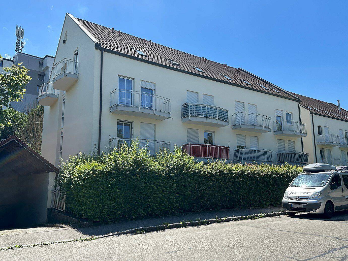 Leerstehende 2-Zimmer-Dachgeschosswohnung mit TG-Stellplatz, 84489 Burghausen