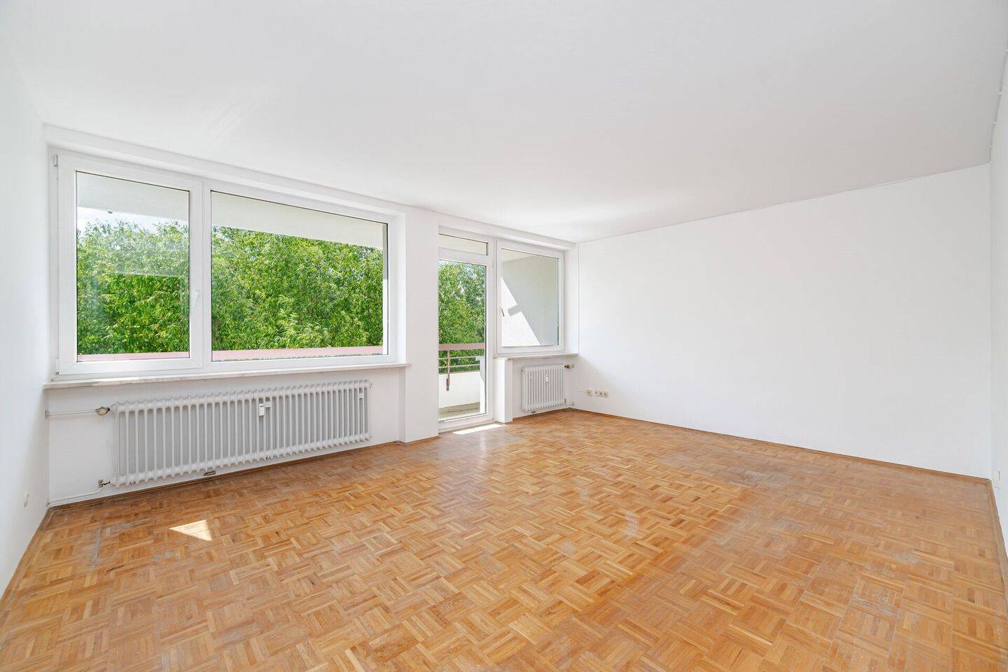 Ruhig, grün, Bogenhausen: 3-Zimmer-Wohnung mit Gestaltungsspielraum, 81927 München (Bogenhausen)