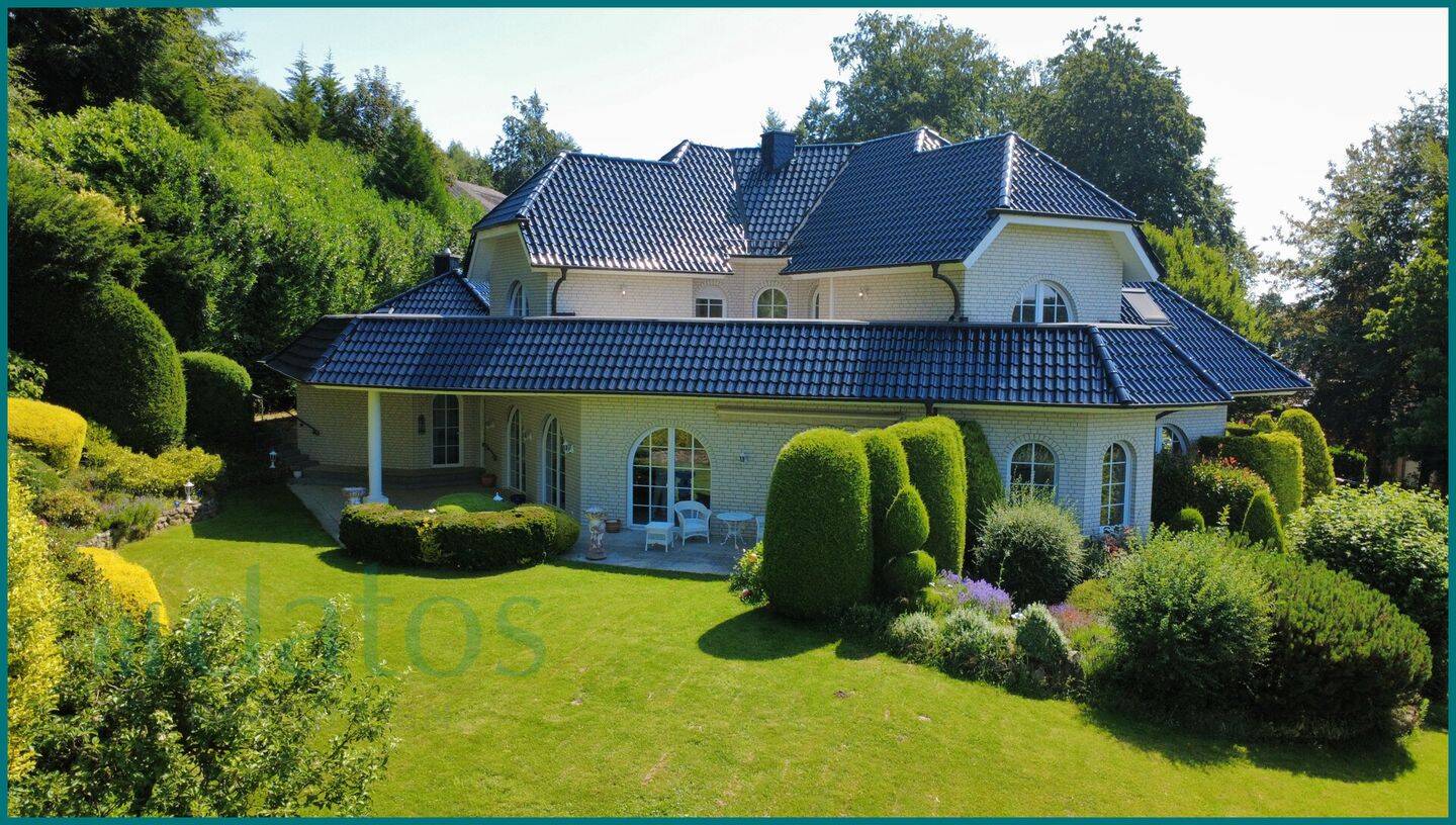 Ein Zuhause der besonderen Art – Großzügige Villa mit Weitblick und Privatsphäre, 49186 Bad Iburg
