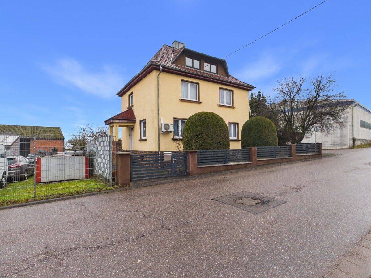 Einfamilienhaus in Losheim am See mit Sauna und Garten, 66679 Losheim am See