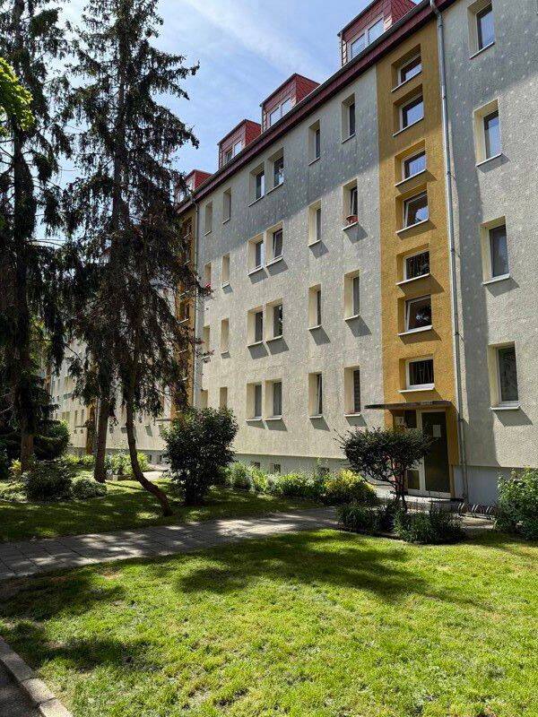 2-Zimmer-Wohnung in der Tiergartensiedlung, 99089 Erfurt (Altstadt Andreasvorstadt Berliner Platz Ilversgehofen Rieth)