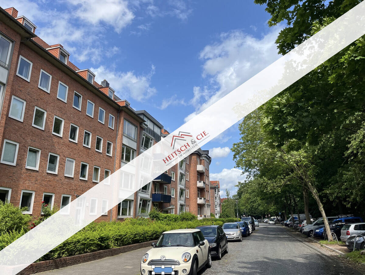 Freie großzügige 2-Zimmer-Wohnung mit offenem Küchenbereich & Balkon in Kieler Bestlage!, 24116 Kiel (Schreventeich)
