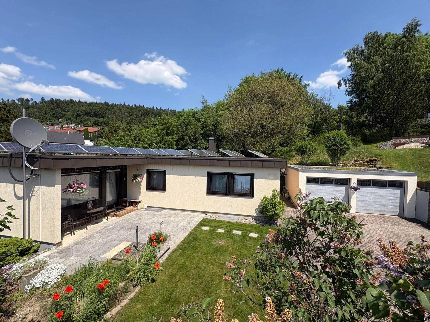 Tolles Einfamilienhaus mit Einliegerwohnung, 72461 Albstadt