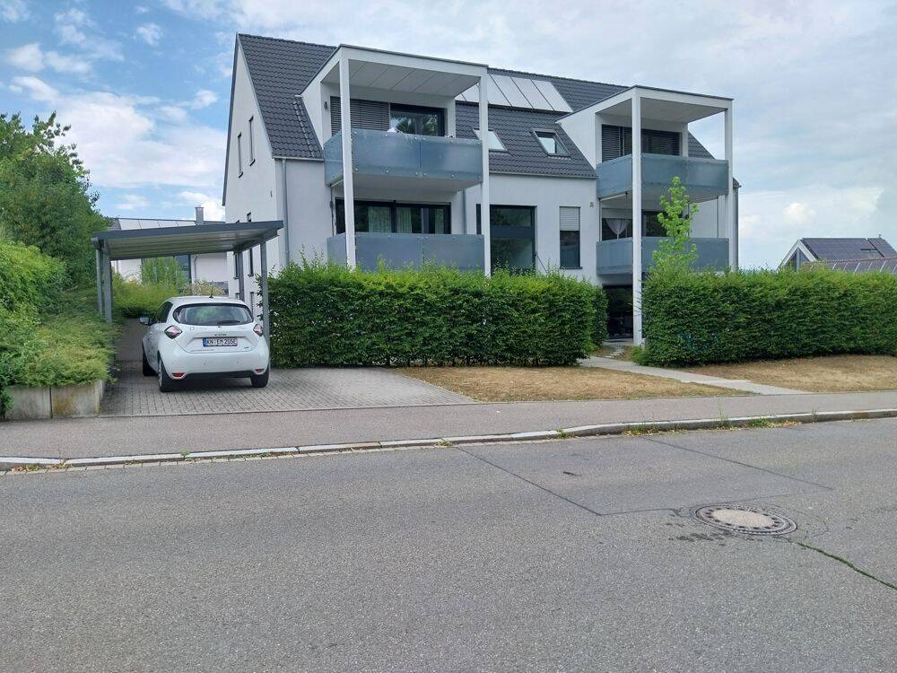 2 Zimmererdgeschosswohnung mit großer Terrasse und 2 Stellplätzen in Überlingen am Ried zu verkaufen, 78224 Singen (Hohentwiel)