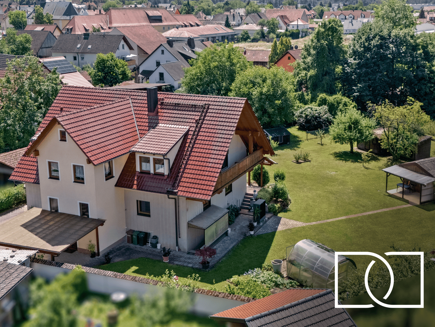 Traumhaftes Grundstück! Energieeffizientes Zweifamilienhaus mit vielfältigen Nutzungsmöglichkeiten, 96110 Scheßlitz