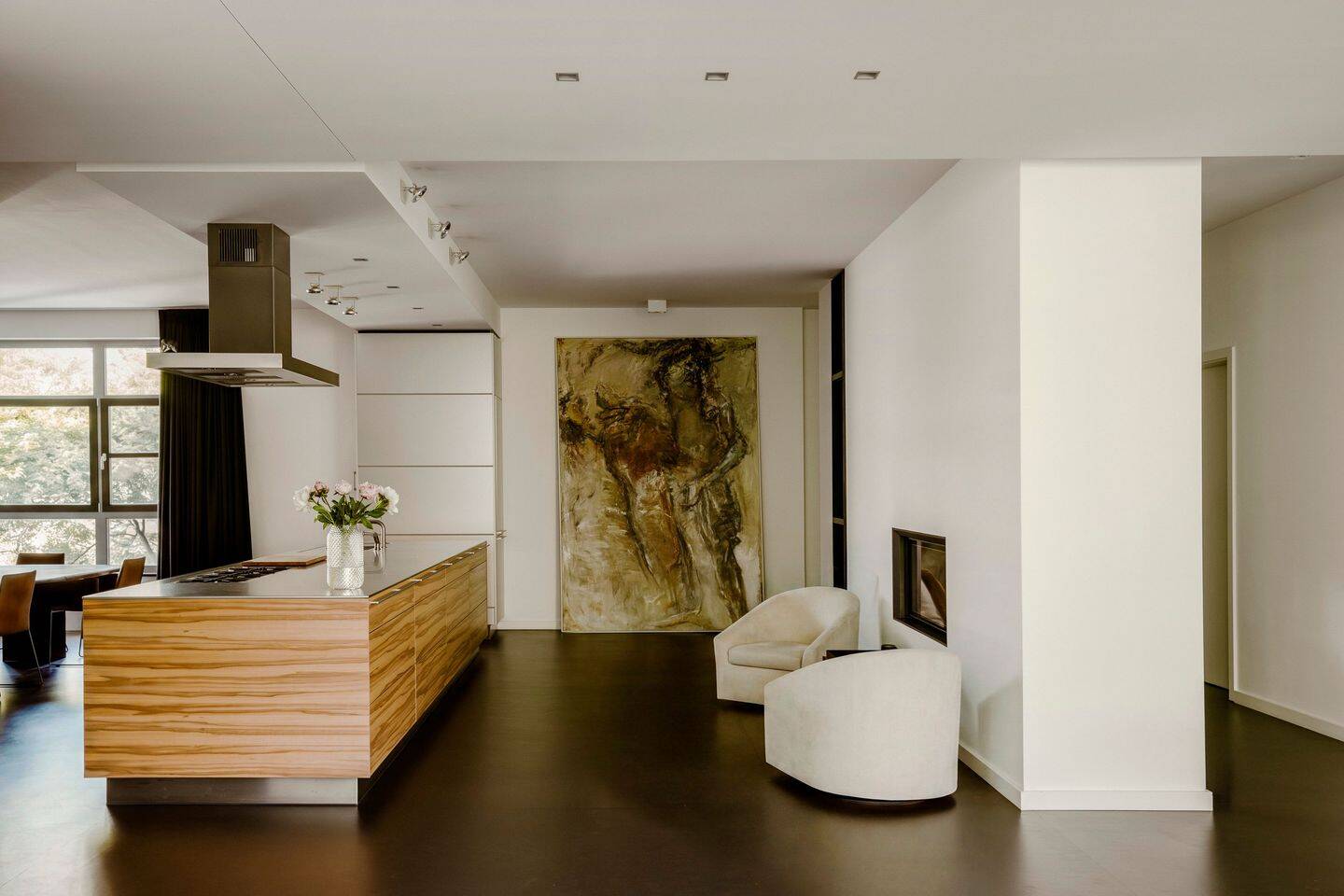 Ikonisches Carloft in Kreuzberg: Townhouse-Apartment mit privatem Auto-Lift und Patio-Terrasse, 10999 Berlin (Friedrichshain-Kreuzberg Kreuzberg)