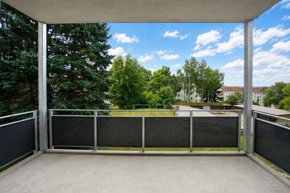 Helle 2 Raum-Wohnung mit XXL-Balkon und Tageslichtbad im Lutherviertel, 9126 Chemnitz (Altchemnitz Bernsdorf Gablenz Lutherviertel Sonnenberg)