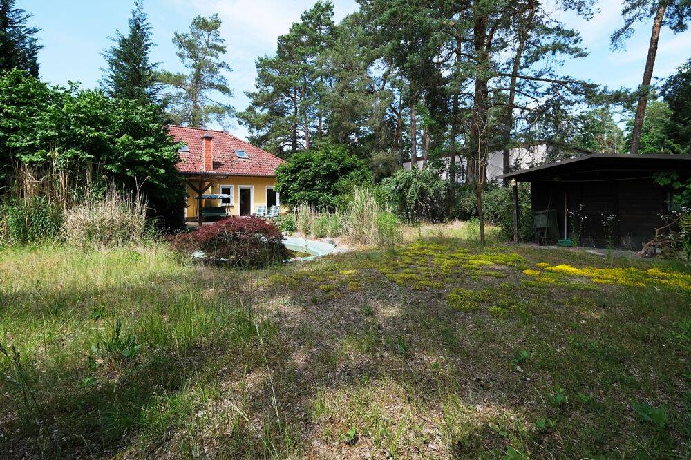 “Großzügiges Landhaus mit Kamin, Garage, Pool und ca. 1.000 m² Grund in Falkenhagen”, 14612 Falkensee